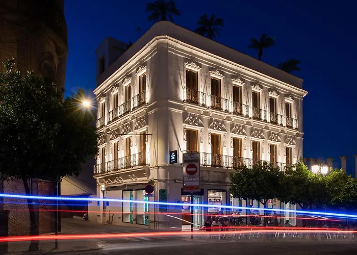Coliseum Boutique Apartments