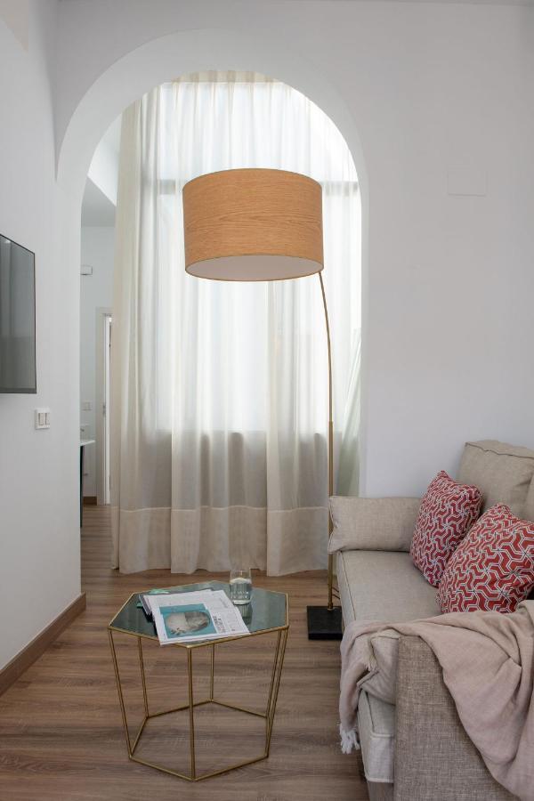 Coliseum Boutique Apartament *